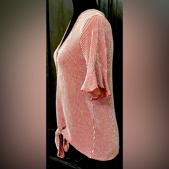 GYFT red/white stripe button down blouse - Size Medium - Picture 2 of 8